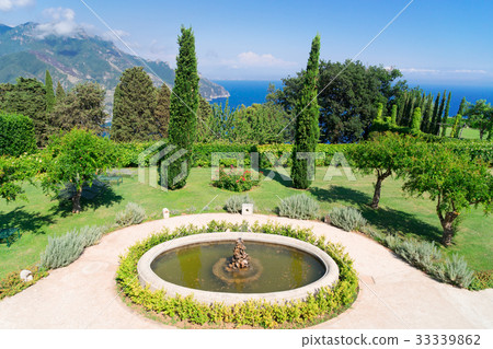 Ravello village, Amalfi coast of Italy Ravello village, Amalfi coast of Italy 33339862