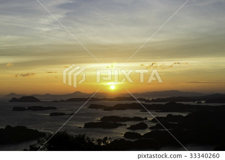 A sunset view 10 from the Ishitake Observatory in summer A sunset view 10 from the Ishitake Observatory in summer 33340260