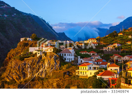 Town Ribeira Brava - Madeira Portugal 33340974