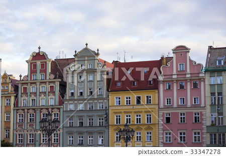 colorful buildings of Wroclaw 33347278