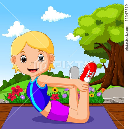 young girl doing yoga 33347819