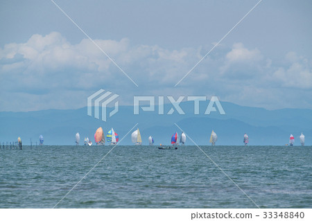 Yacht race 33348840
