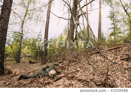 Re-enactor Dressed As German Wehrmacht Infantry 33350496