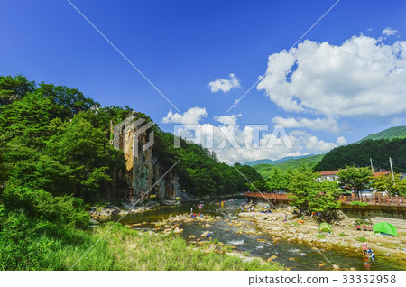 Sin Inam，Nam Jocheon，Danyang，Chungbuk，Korea 33352958