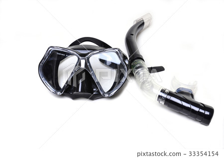snorkel isolated 33354154