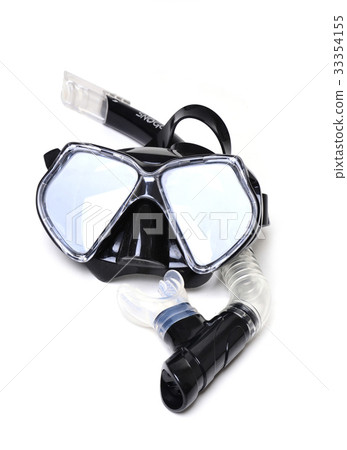 snorkel isolated 33354155