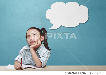Beautiful asian child thinking a new idea Beautiful asian child thinking a new idea 33355149