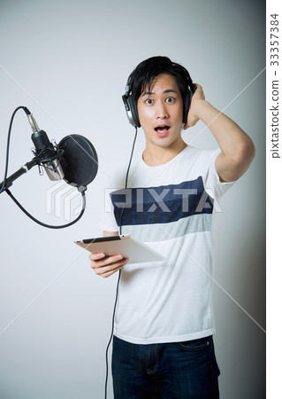 Vocal lessons 33357384