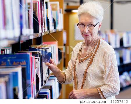 Taking her time with new books 33357843