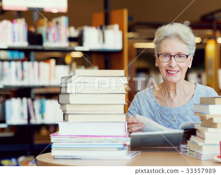 Taking her time with new books 33357989