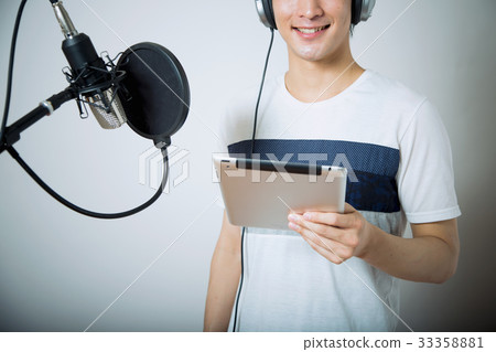 Vocal lessons 33358881