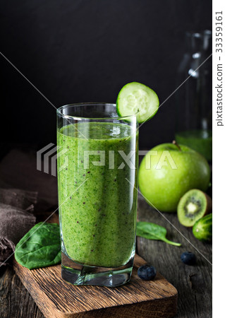 Green smoothie in glass Green smoothie in glass 33359161