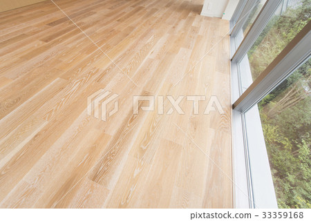 Solid teak wood flooring 33359168