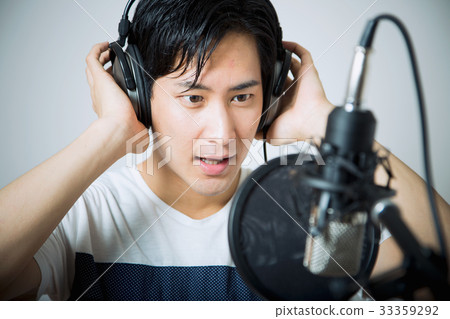 Vocal lessons 33359292