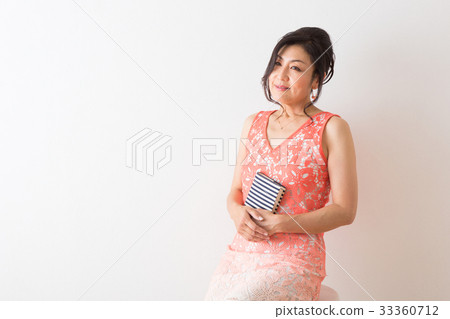 女人的肖像 女人的肖像 33360712