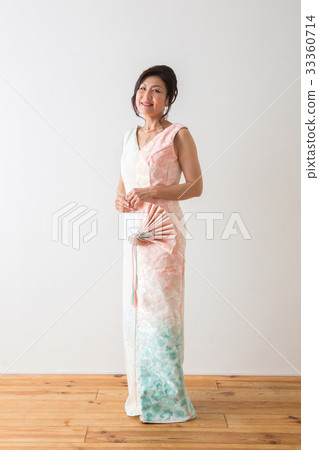 女人的肖像 女人的肖像 33360714