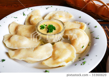 Ukrainian and Russian dish vareniki with mashed Ukrainian and Russian dish vareniki with mashed 33360820