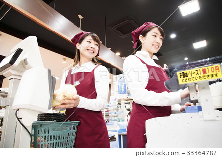 超市超市收銀員職員一名女子 33364782