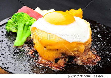 芝士漢堡和煎蛋 33368156