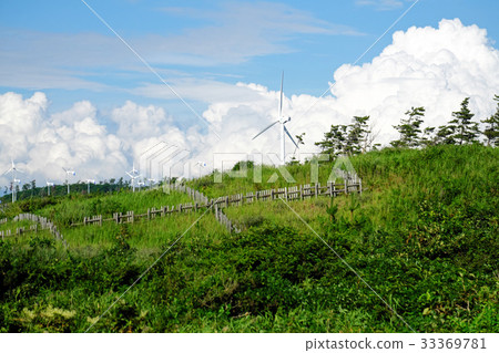從Kanfuyama山的風景夏天的雲和秋田的日本海 33369781