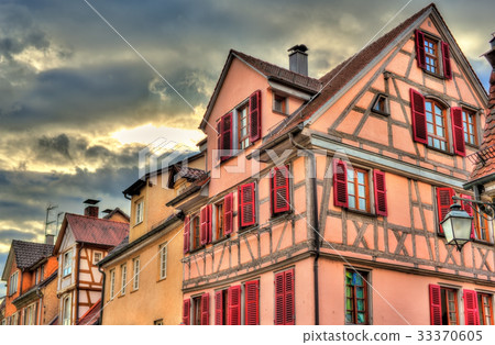 Typical half-timbered houses in Tubingen - Baden Typical half-timbered houses in Tubingen - Baden 33370605