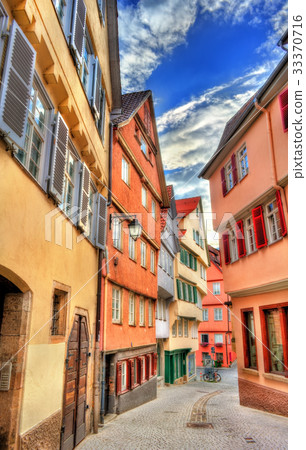 Typical houses in Tubingen - Baden Wurttemberg 33370716