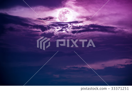 Landscape of sky with full moon, serenity nature Landscape of sky with full moon, serenity nature 33371251