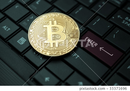 close up golden bitcoin coin crypto Currency  33371696