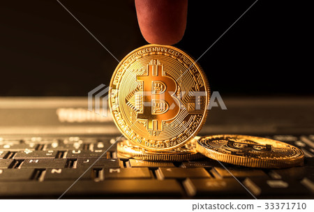 close up golden bitcoin coin crypto Currency  33371710