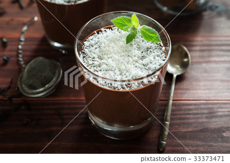 Chocolate mousse in glasses with mint 33373471