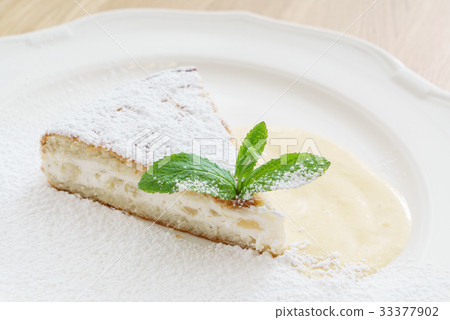italian homemade cake with ricotta italian homemade cake with ricotta 33377902