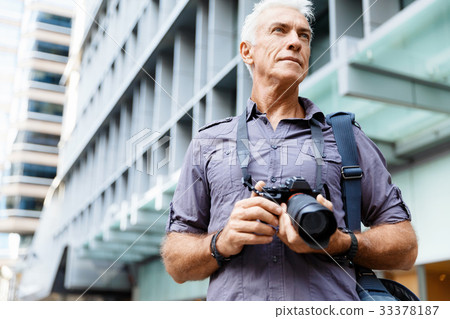 Looking for good shoots 33378187