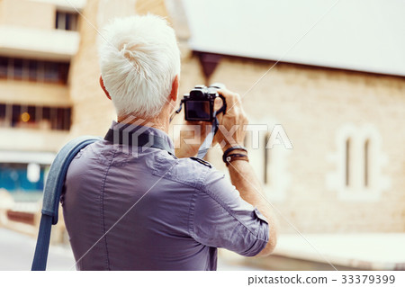 Looking for good shoots 33379399