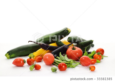 Fresh vegetables 33381385