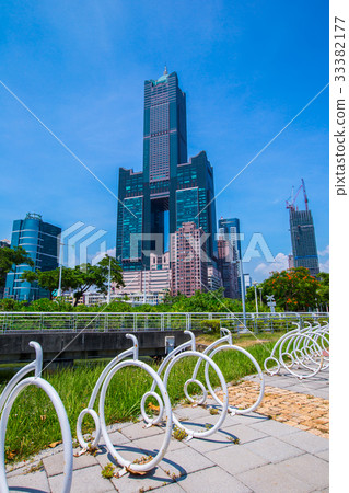 台灣高雄世貿展覽館 . 新光碼頭 . 八五大樓 Asia Taiwan Kaohsiung City 33382177