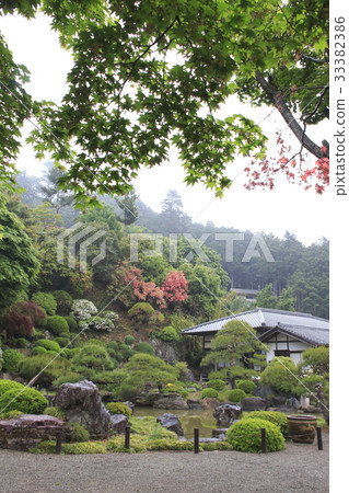 At Seitenin Shorakuji Temple At Seitenin Shorakuji Temple 33382386