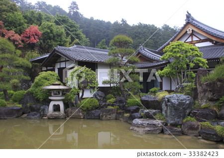 At Seitenin Shorakuji Temple At Seitenin Shorakuji Temple 33382423