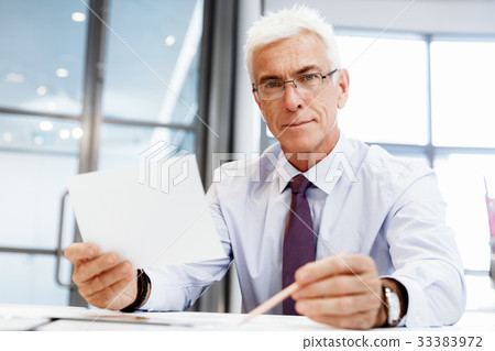 New plans and new decisions 33383972