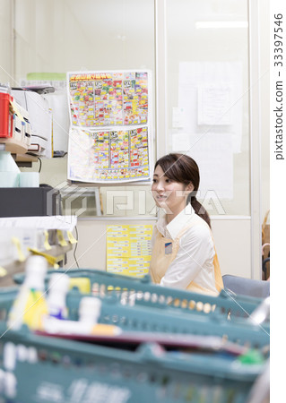 Super backyard 33397546