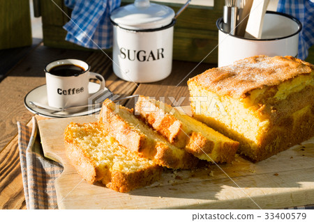 Homemade Yogurt Sponge Cake 33400579
