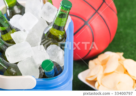 Fresh beer Fresh beer 33400797