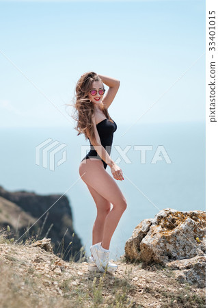 Outdoor summer beach tropic portrait of young sexy 33401015