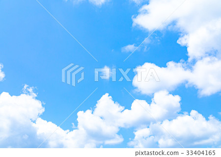A midsummer sky Plum period sunny clouds Copy space Wide copy space General-purpose sky A midsummer sky Plum period sunny clouds Copy space Wide copy space General-purpose sky 33404165