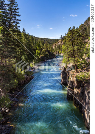A trip up the Animas River A trip up the Animas River 33405337