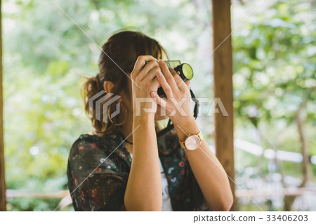 camergirl, photographer, cameraman 33406203