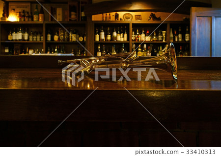 Bar counter trumpet 33410313
