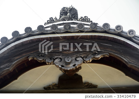 The Gong of Honkoji Temple The Gong of Honkoji Temple 33410479