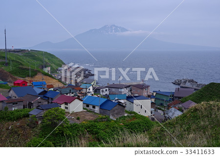 The northernmost small port 33411633