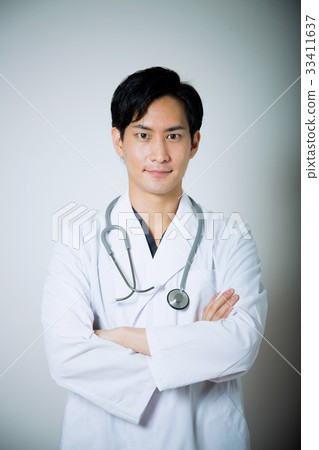 Medical staff (white coat) Medical staff (white coat) 33411637