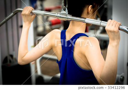 Young woman, gym, fitness Young woman, gym, fitness 33412296